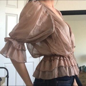 🖤 NWT Boohoo romantic crop top